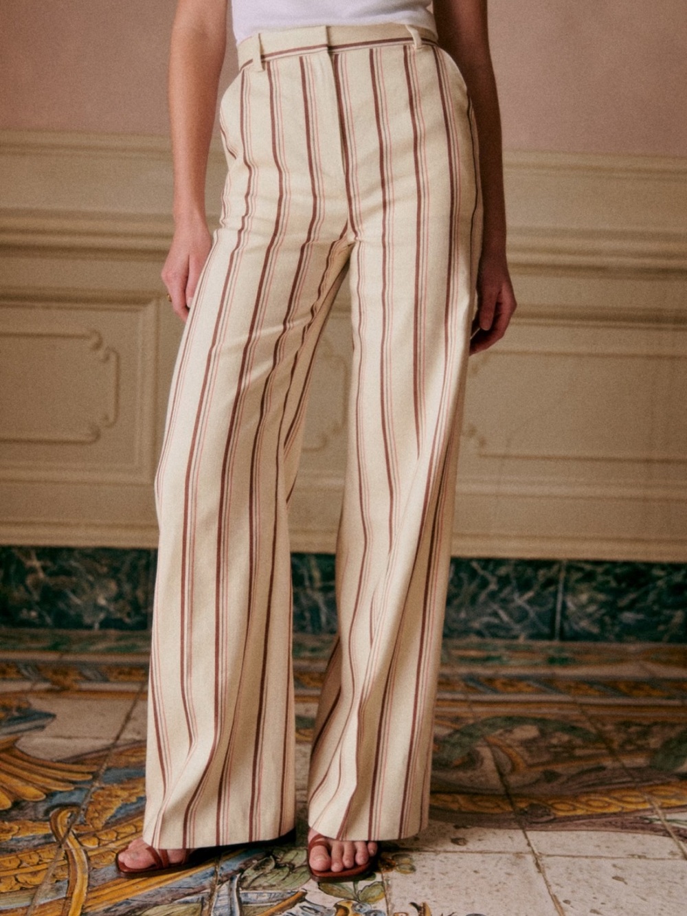 Sezane Matheo Trousers size 6
Stripes beige pink and brown